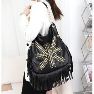 Shoulder Bags Fashion Rivet Crossbody For Women Brand Designer Large Capacity Ladies Handbags Long Tassel Female Messenger
