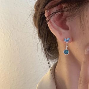 Piccoli orecchini pendenti con zirconi blu a forma di cuore per le donne Bijoux di gioielli semplici e delicati in stile coreano