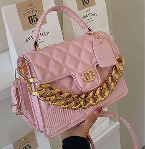 Bolsa feminina 2023 couro PU corrente dourada bolsas crossbody preto e branco rosa 7 cores bolsas de ombro