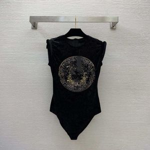 23ss Designer Banheira Terno Swimwear Mulheres Biquíni Veet Tecido Elástico Trabalho Pesado Rebite Broca Quente Medusa Pescoço Redondo Sem Mangas Uma Peça Mulheres Roupas