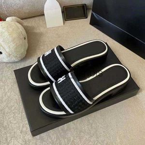 Slippers Luxurys Slee Slides для женщин для женщин Классическая черная сандалия