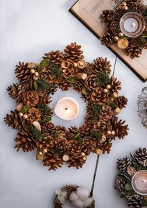 Decorative Flowers Handmade Christmas Wreath DIY Pine Cone Garland Round Restaurant Ornament Dried Home Door Wall Ring