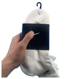 Men's socks mid-barrel athletic socks mens socks men women's sports socks running socks solid color tide socks wholesale socks for men ankle work socks white long socks