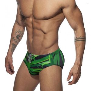 Men's Shorts 2023 Men's Triangle Printed Swimming Trunks Green Leaf Tight Trend Sexy Bikini Beach Men