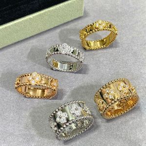 Pierścień Solitaire Top European Classic Fine Jewelry 925 Sterling Srebrny cyrkon Kalejdoskop pierścień Kobiet Mash Mash Mash