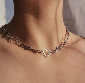 Choker Hip Hop Rock Metal Thorn Heart Necklace For Women Fashion Vintage Punk Korean Charms 90s Eesthetic smycken gåvor