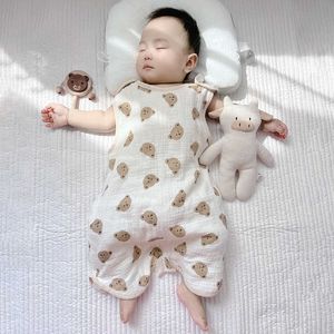 Sovsäckar mjuka nyfödda babyväska bambu bomull varm bärbar filt vintertryck väst sömn