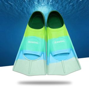 Luvas de barbatanas 19 cores profissionais para mergulho com snorkel e nadadeiras remo de silicone curtas para crianças, homens e mulheres, nadadeiras, equipamento de mergulho para crianças 230613