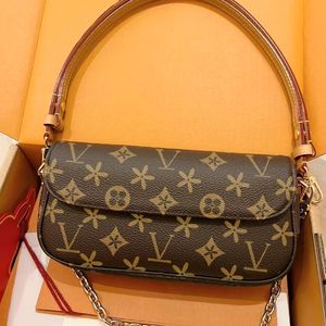 Bolsas de embreagem de couro masculinas de luxo M81911 carteira em cadeia ivy bolsa branca feminina moda vagabundo M82210 bolsa baguete designers ombro fim de semana bolsas de corpo cruzado