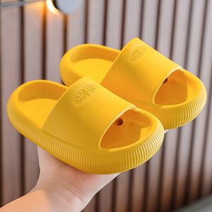 Slipper Kinder Hausschuhe für Erwachsene zu Hause Schuhe Sommer Flip-Flops unten Haus Hausschuhe Strand Unisex Kissen Rutschen Familie Stil 230613