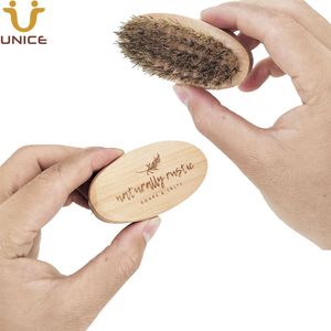 MOQ 50 PCS OEM Custom Logo Mini Beard Brush Small Size Travel trä ansiktsborstar med vildsvinhår för människan