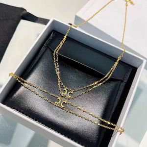 Fashion Classic Necklace Pendant Mor-of-Pearl Rostfritt stål pläterade engagemangsmycken gåva för kvinnor och flickor på alla hjärtans dag