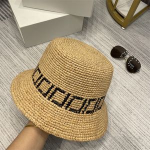 Men Designers Bucket Hats Fashion Fedora Luxury Brand Straw Hat Women Casual Trendy Full F Letters Grass Braid Caps Summer Sunshade Sunhats