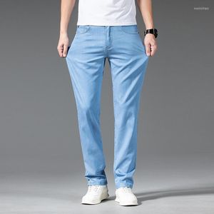 Mäns jeans 2023 Summer Ice Silk Fabric Men's Strain Thin Business Casiker Classic Sky Blue Stretch Pants Mane Brand Trousers