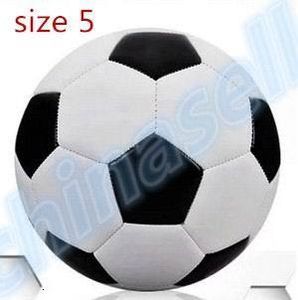 Bolas 1pcs Clássico preto branco ao ar livre Butyl interno Bola de futebol padrão adulto Tamanho 5 Bola de futebol PU Bola de treinamento 230613