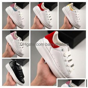 Sapatos infantis de design esportivo para atividades ao ar livre para meninos e meninas, tênis de corrida de couro para jovens, tênis de basquete reflexivo, preto e branco, grosso, sol Dhkiw