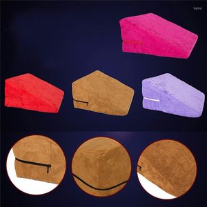 Travesseiro Triângulo Esponja Cama Cadeira de Tecido de Lã Coral de Alta Qualidade Almofada Sofá Cunha Móveis Suporte Brinquedos Engraçados