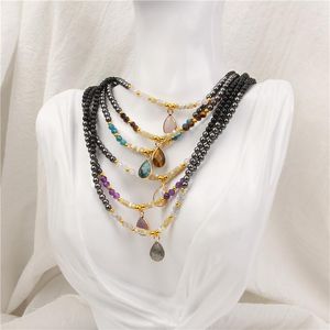 Collane con ciondolo Goccia di cristallo di moda per le donne Girocollo di fascino Boho 4MM Perline Ematite Shell Clavicola Catena Gioielli Regalo per feste