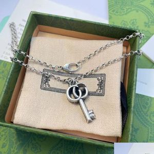 Pendant Necklaces Luxury Designer Classic Key Jewelry Retro Carving Keys Necklacess Couples Party Holiday High Quality Gift Good Dro Dhej2