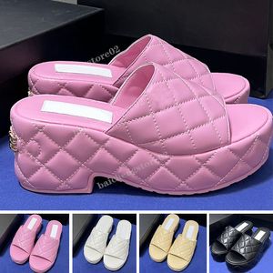 Designer-Slipper-Sandale, Strand, luxuriöse Damen-Hausschuhe, Damen-Wollrutschen, Winterfell, flauschig, pelzig, warme Buchstaben, bequeme Fuzzy-Girl-Flip-Flop-Rutsche, Plateau-Keil, B2