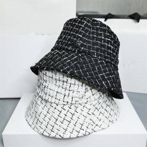 스프링 버킷 트윈 모자 모자 패션 스위티 스킨트 브림 모자 통기성 캐주얼 피트 캡 비니 카퀴 트 검은 흰색 고품질 고품질 1948278g