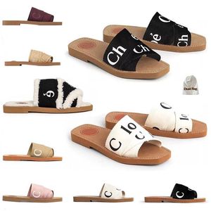 Luxury Ch Slippers Sandals Womens Famous Mules Flat Woody Slides Black And White Dhgate Pink Beige Lace Canvas Sliders Summer Beach Shoes Chloee House Coach Sandels