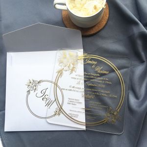 Cartões de felicitações luxuosos quadrados acrílicos cartões de convite de casamento 10 peças ouro personalizado impressão de palavras com envelope branco 230615