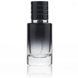 Aufbewahrungsflaschen 50 teile/los High-end Parfüm Flasche Glas Tragbare 30 ml Presse Spray Reise Kleine Leere Kosmetik