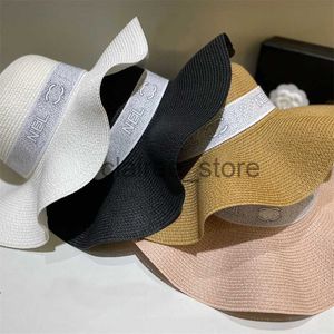 New 23ss Brim Hats Summer Ruffle Straw Luxury Fashion brand Mens Womens Bucket Sun Protection Lady Travel Beach Sunhat Designer Large Eaves Caps cappelli