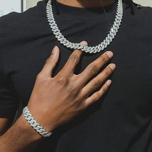 Zincirler Ulj Hip Hop Rhombus Küba Zinciri Buzlu Bling Kolye Erkek Kadınlar 20mm genişlikli hiphop kristal moda takı