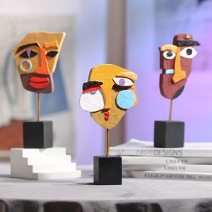 Decorative Objects Figurines Nordic Creative Abstract Art Painted Human Face Decoration Modern Living Room TV Cabinet Office Cafe Resin Handicraft 230614