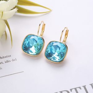 Hoop Huggie Design Ohrringe mit quadratischen Steinen und französischem Hakenverschluss für modische Hochzeitsgeschenke für Mädchen 230614