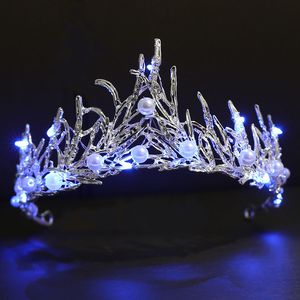 Jóias de cabelo de casamento Luminous Wedding Crown for Women Bridal Queen Tiaras and Crowns LED Light Pearl Bride Headpiece Princess Crown for Girl Birthday 230614