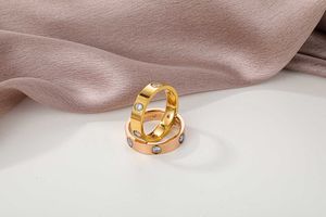 Designer populär carter samma stil full diamant titan stål enkel ring