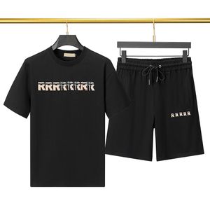 Tasarımcı Erkek Trailsits Lüks Sweatshirts Jogger Sporting Suit Kadın Giyim Sokağı Kısa Pantolon Yaz Günlük Mektup Tişört Külot Polo Spor Setleri