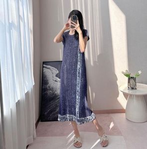 2023新しいIssey Elegant Round Neck Neeless Denim Dress