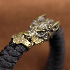 Klättringsrepar Armor Wolf Warrior Brass Buckle EDC Outdoor Diy Woven Paracord Survival Armband Supplies Accessories Retro Paraply Rope Beads 230614