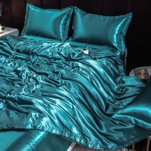 Zestawy pościeli podwójna jedwabny zestaw pościeli z kołdrą z poduszką poduszką luksusowy satynowy rozkład łóżka stały kolor królowy pełny bliźnia 230614
