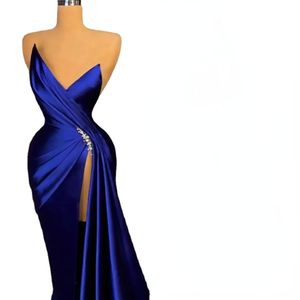Królewskie Satynowe sukienki wieczorowe Crystal High Side Split Satin Satine Sukiet PROM SURES Custom Made Formal Celebrity Suknie 0413