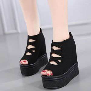 Sandaler 13 cm höga klackar plattform kilar skor för kvinnor mode damer svart kil sommarnatt fest häl