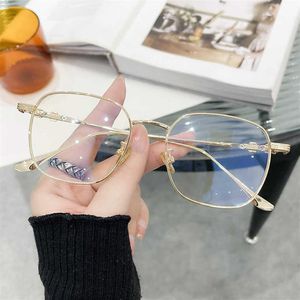 CH Cross Solglasögon Ramar Designer Luxury Heart Men Eyeglass Metal Myopia Lens Male Square Large Face Trend Color Eye Female Ligh224U