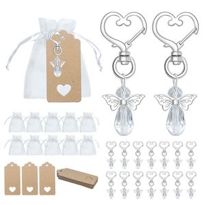 Nyckelringar 30 PCS Angel Keychain Souvenir Bröllopsgåvor Baby Shower Favor Gifts Set With Tag Drawstring Candy Bag 230614