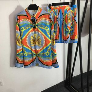 Set gonna 23ss abiti firmati da donna Cintura con stampa geometrica Stampa collo a polo Camicia a maniche lunghe Gonna corta pieghettata Abiti da donna di alta qualità