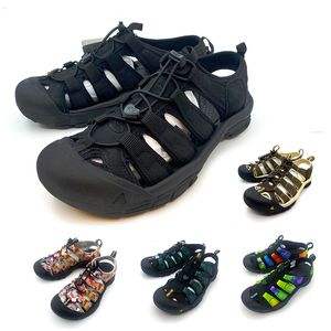 Sandals de designer de verão homens homens calçados de sandália keens plataforma respirável impermeabilizada newport h2 scuff outdoor sliders praia sliders tamanho 35-45