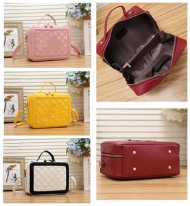 Moda kadın totes çanta tasarımcısı kare çanta omuz omuz alışveriş bottegas çapraz vücut çantaları deri zarf cüzdan bagaj