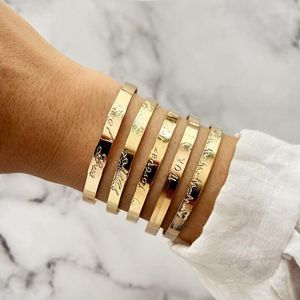 Bangle IFKM Classic Premium Retro skręcona złota bransoletka metalowa dla kobiet 2023 Trend Girls Niezwykłe biżuterię akcesoria prezentowe