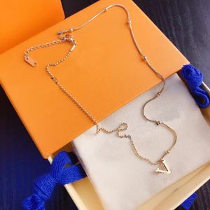 High-end Styles 18K Gold Plated Pendant Necklaces Luxury Designer Brand Letter Stainless Steel Necklace Fashion Women Wedding Collarbone Chain Christmas Jewelery