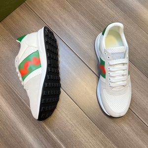 2023 Designer Fashion Sneakers scarpe High Low Scarpe da uomo in pelle Casual Luxurys Taglia 38-45 01