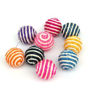 5st Cat Pet Sisal Rope Weave Ball Teaser Spela tugga Rattle Scratch Catch Toy Interactive Scratch Chew Toy for Pet Cat Dog