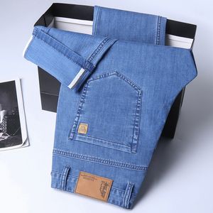 Jeans da uomo primavera-estate vestibilità leggera dritti classici abiti da lavoro in cotone sottile elastico a vita alta pantaloni casual 230615